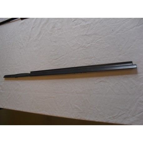 Moulding Black Door / Window Targa Driver Side