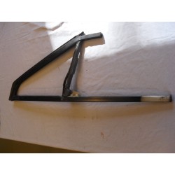 Door Glass Frame in Black Targa / Cabrio Driver Side