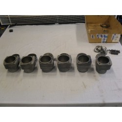 Mahle Cylinder and Pistons 3.0 - 1 Damaged