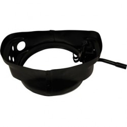 Reparaturstück beim Einfüll ohne Tankklap. Linke Seite des vorderen Kotflügels