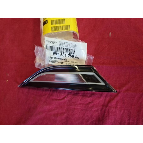 LED Turn Signal, Right Side, Clear