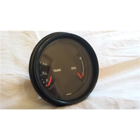 Kombiinstrument Tank / Oljetemp 8.78
